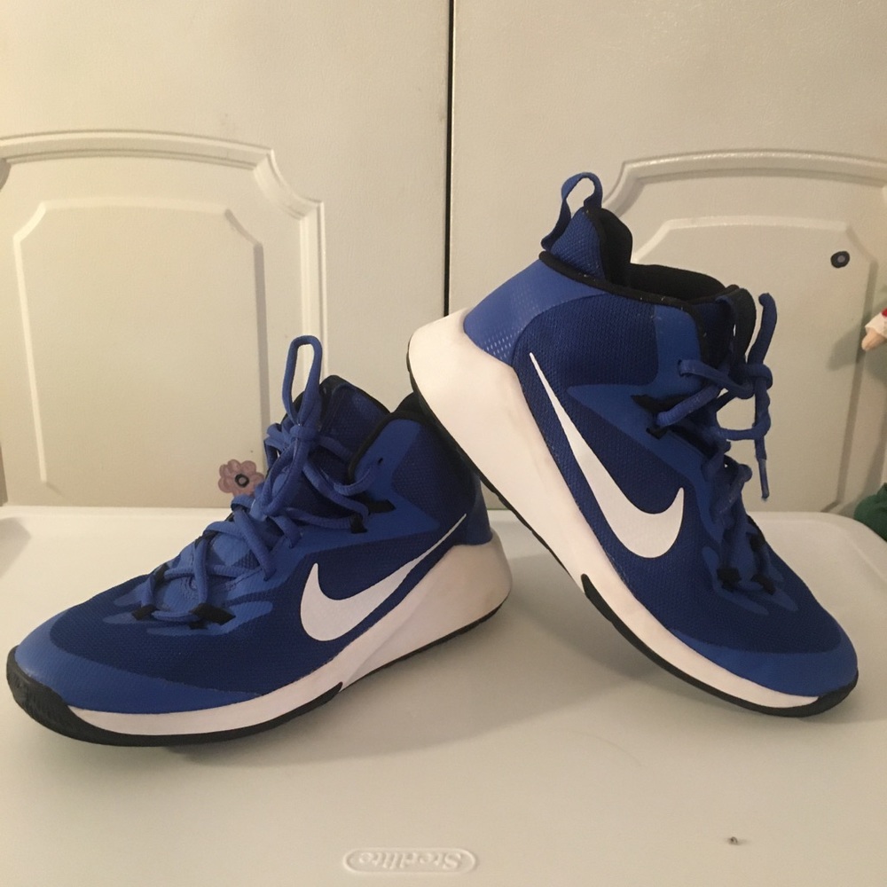 Boys blue/white Nike